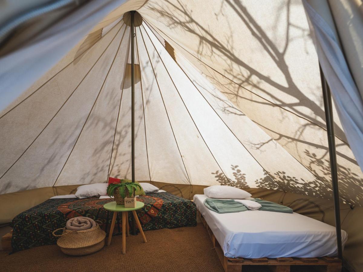 Nisi Glamping Hotel ปาราเลีย ลาคอน ภายนอก รูปภาพ