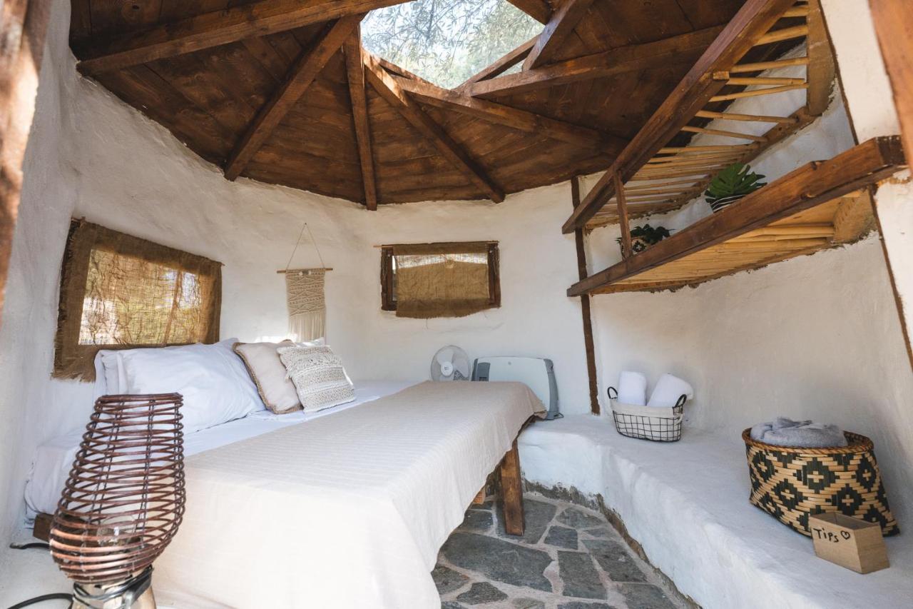 Nisi Glamping Hotel ปาราเลีย ลาคอน ภายนอก รูปภาพ