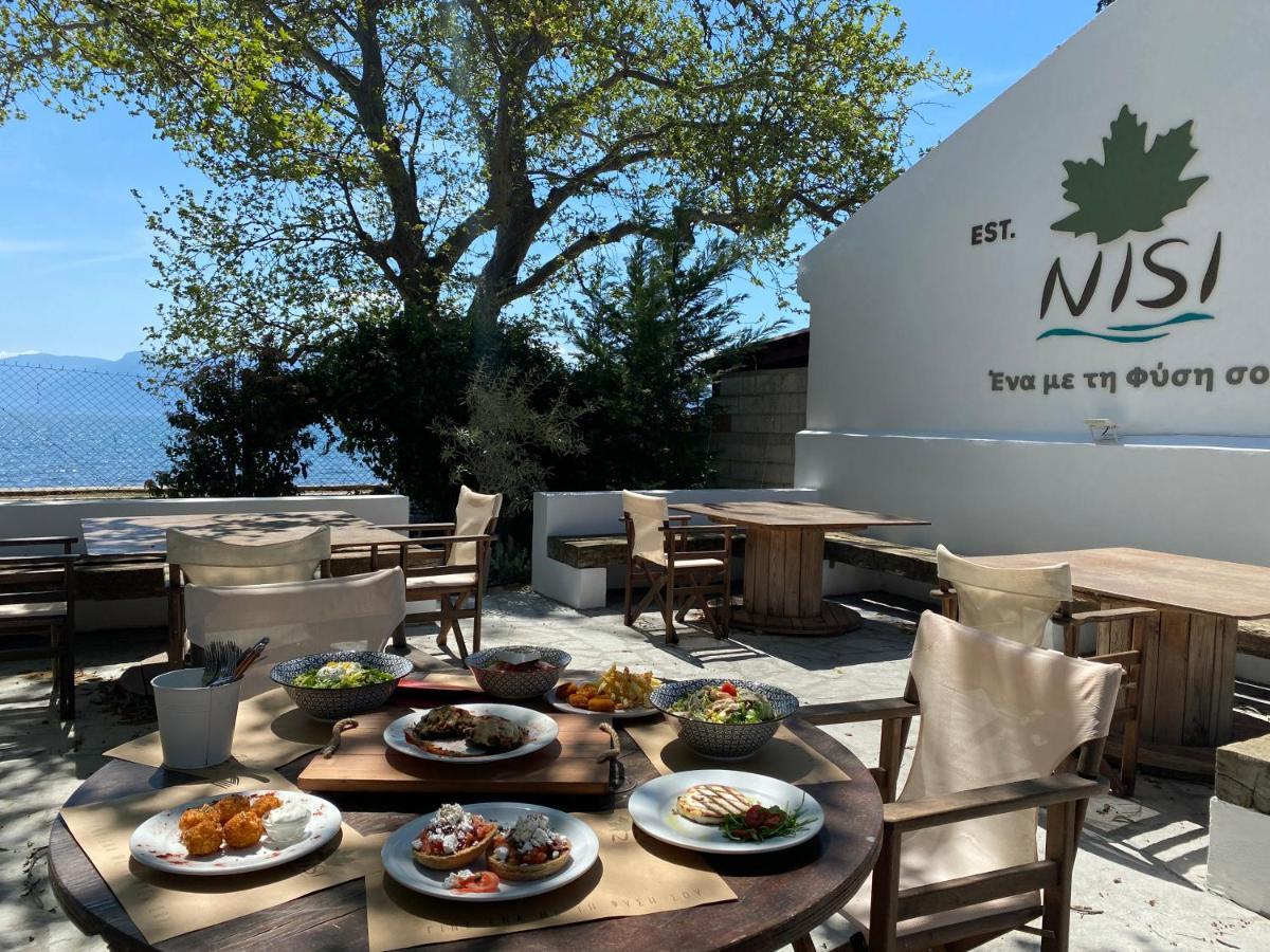 Nisi Glamping Hotel ปาราเลีย ลาคอน ภายนอก รูปภาพ