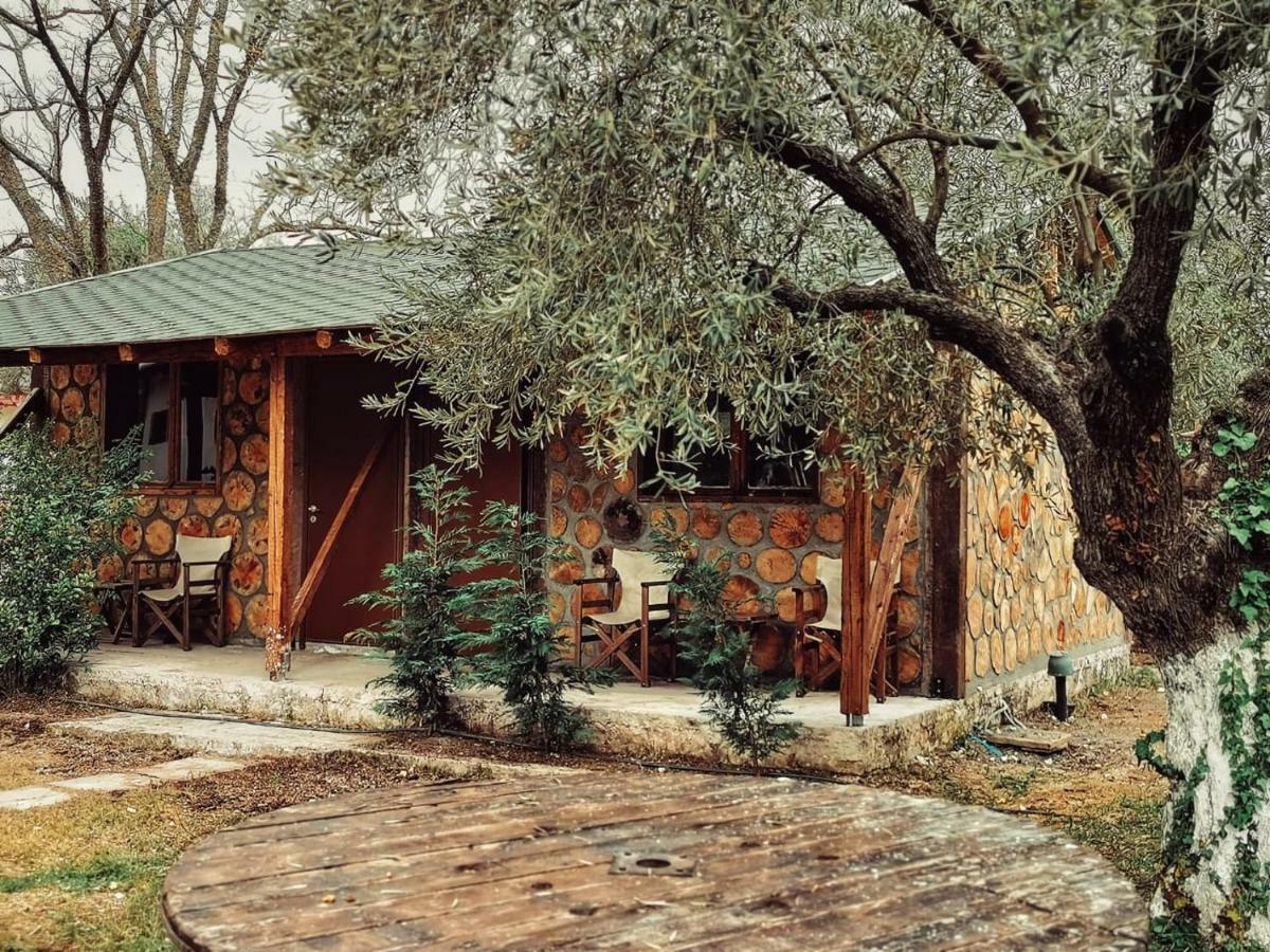 Nisi Glamping Hotel ปาราเลีย ลาคอน ภายนอก รูปภาพ
